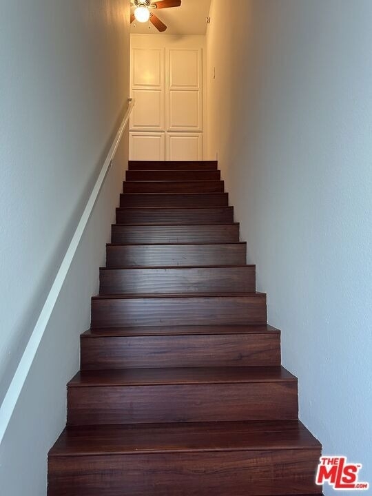 2452 Chelsea Place - Photo 9