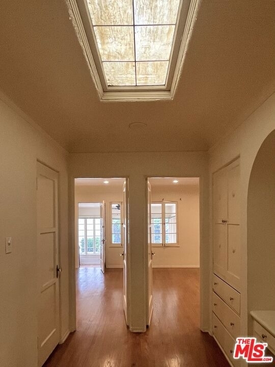 203 N Doheny Drive - Photo 10