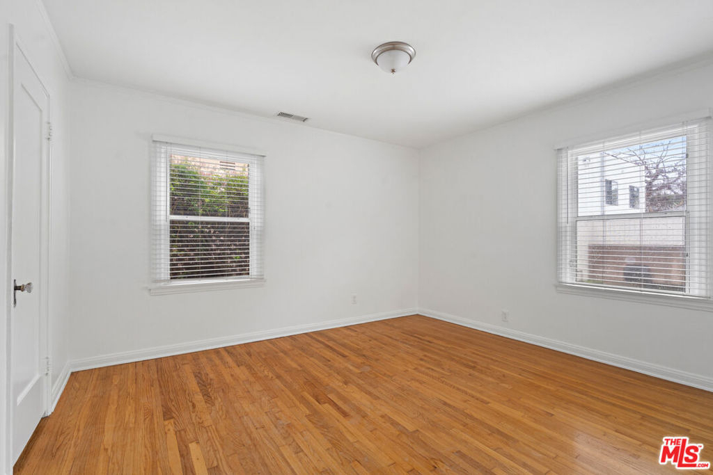 1150 Grant Avenue - Photo 11