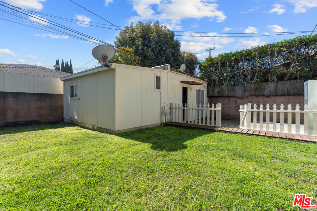1150 Grant Avenue - Photo 19
