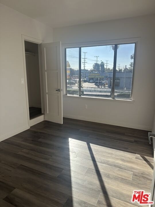 1613 Exposition Boulevard - Photo 4