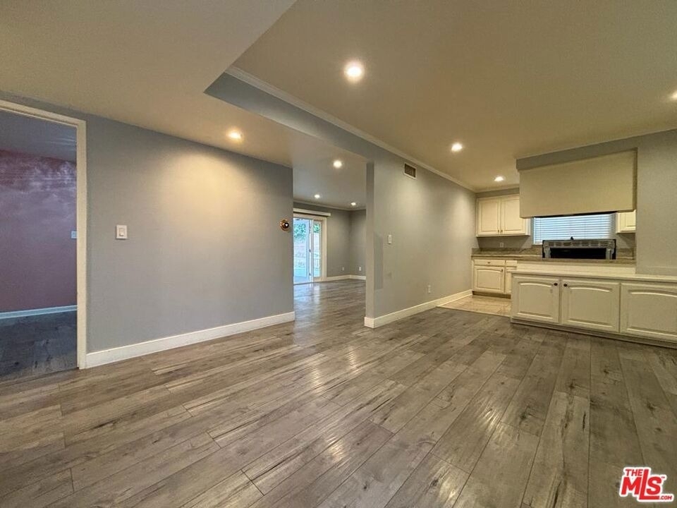 13047 Macneil Street - Photo 0