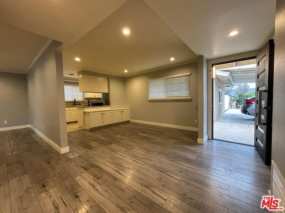 13047 Macneil Street - Photo 1