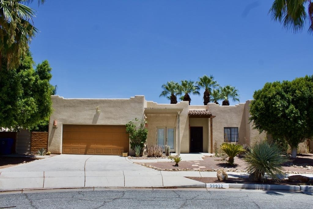 30932 Osceola Place - Photo 1