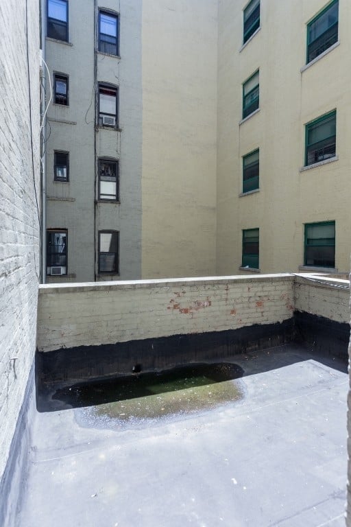 East 100th Street - Photo 6