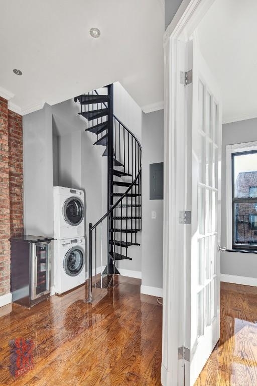 East 106th Street - Photo 6