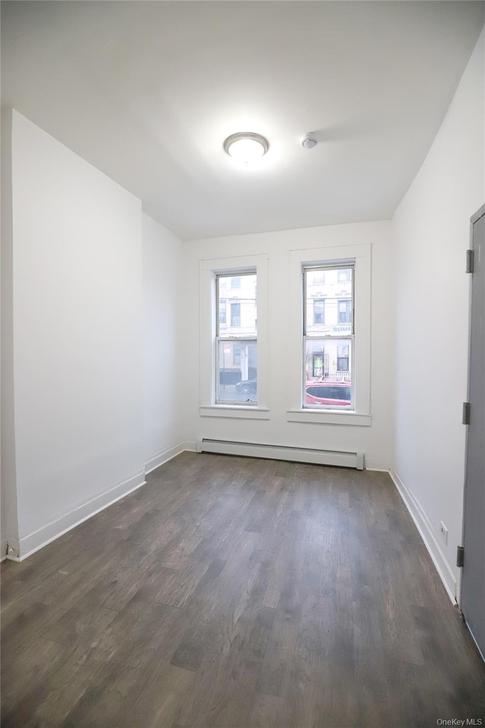 72-08 Forest Avenue - Photo 6