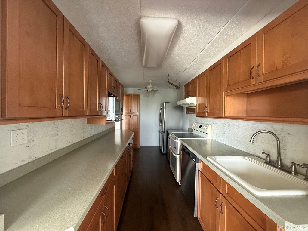 35 Park Avenue - Photo 12