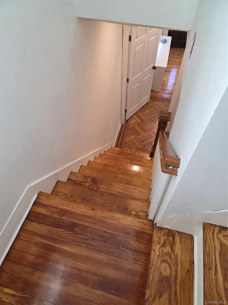 114-36 194 - Photo 0