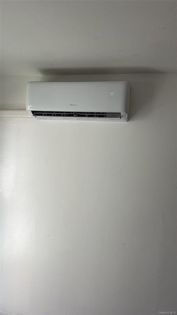 172 Jules Drive - Photo 1