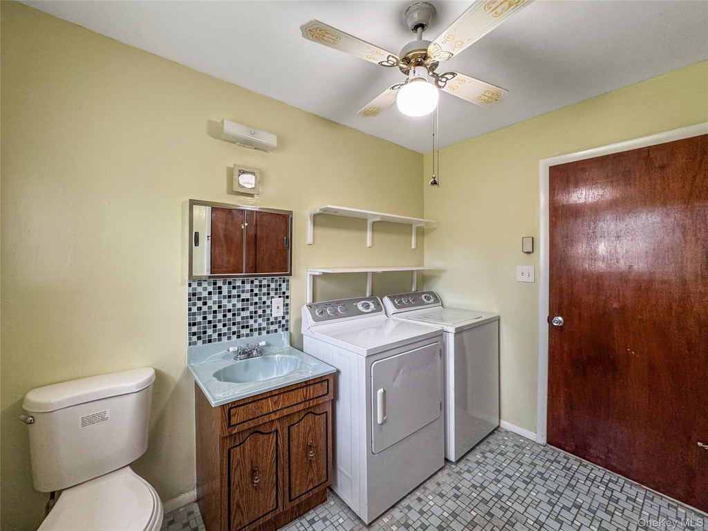 3 Harold Lane - Photo 31