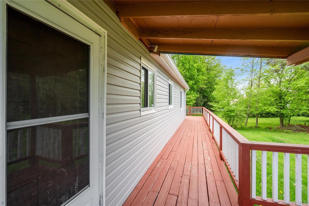 3 Harold Lane - Photo 2