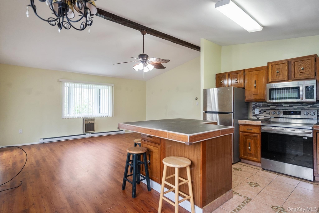 3 Harold Lane - Photo 11