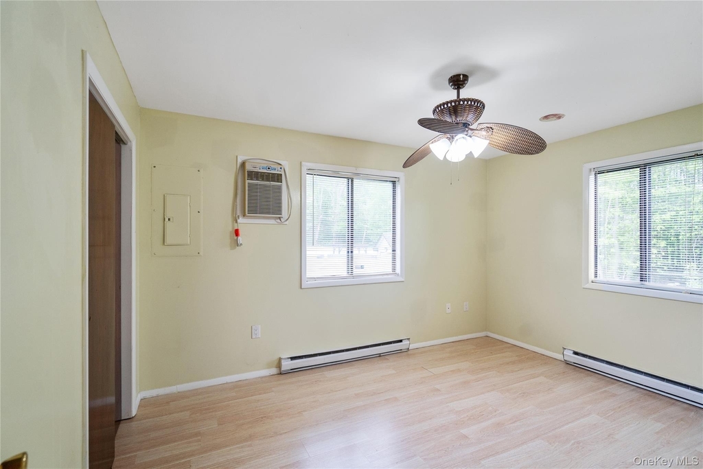 3 Harold Lane - Photo 23