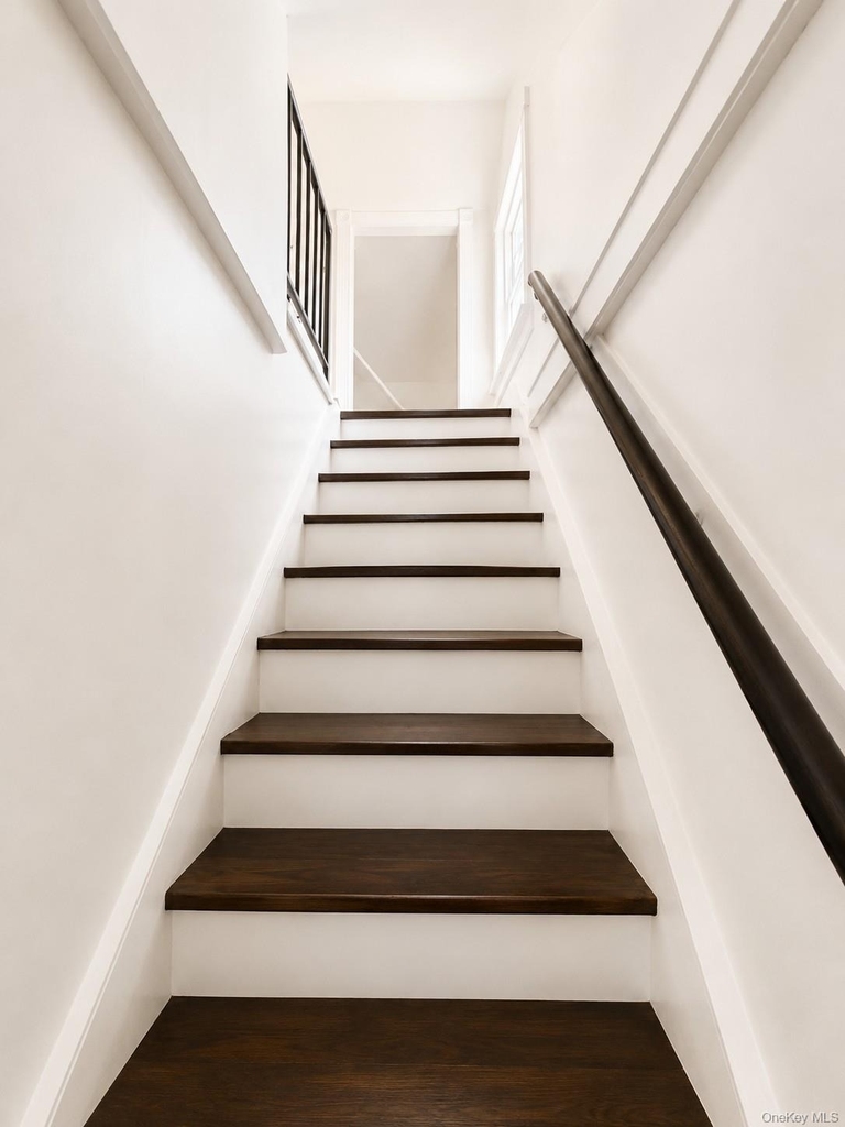 83 Lyon Place - Photo 16