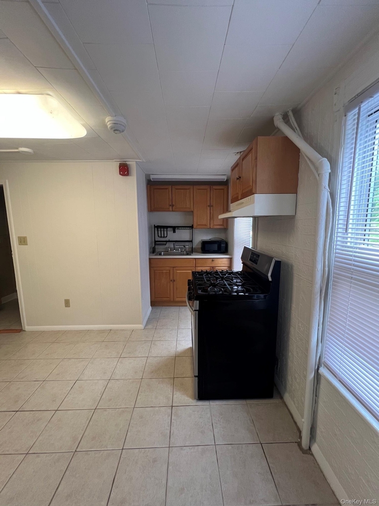 418 Christian Herald Road - Photo 5