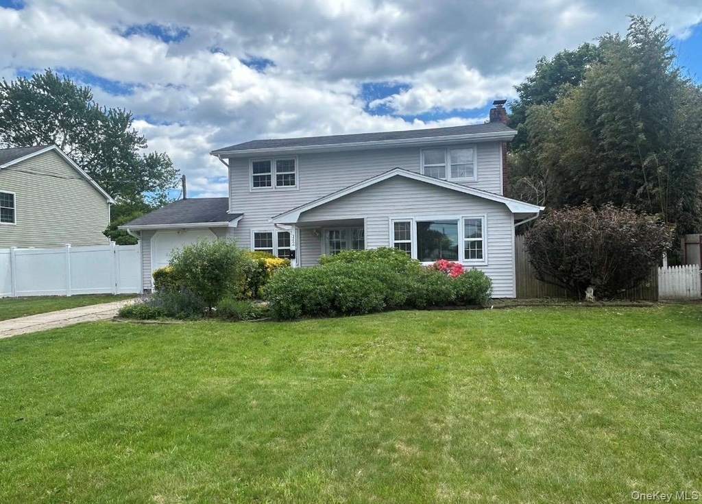 342 Versa Place - Photo 0