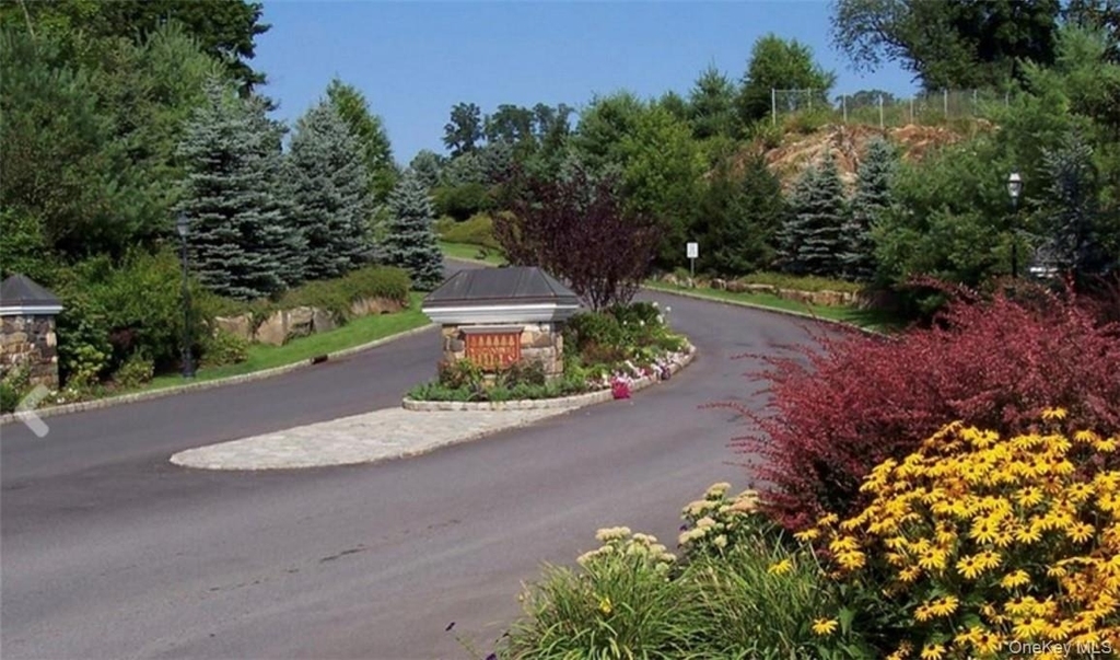 7 Hopkins Lane - Photo 18