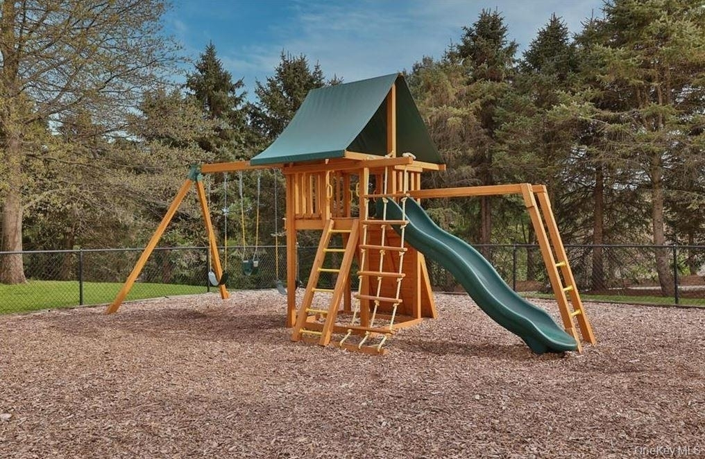 7 Hopkins Lane - Photo 19