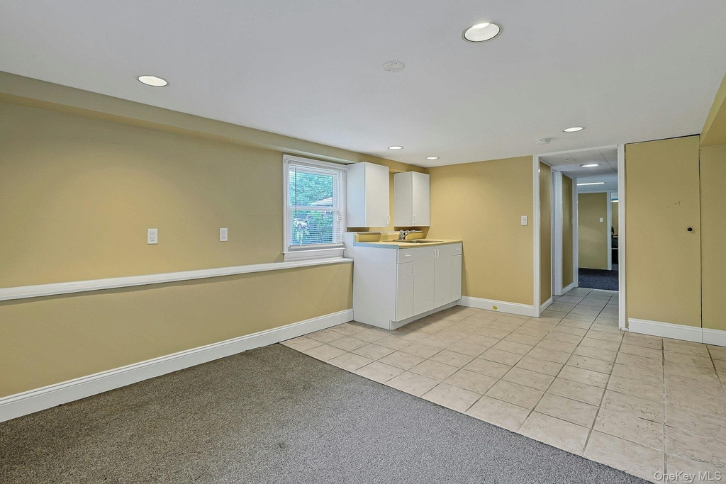 24 Grover Avenue - Photo 24
