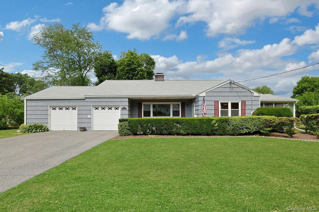 24 Grover Avenue - Photo 0