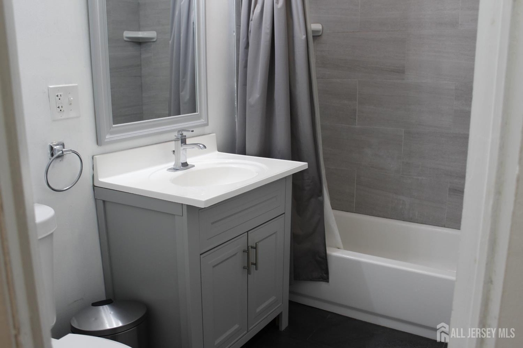 82 Washington Avenue - Photo 12