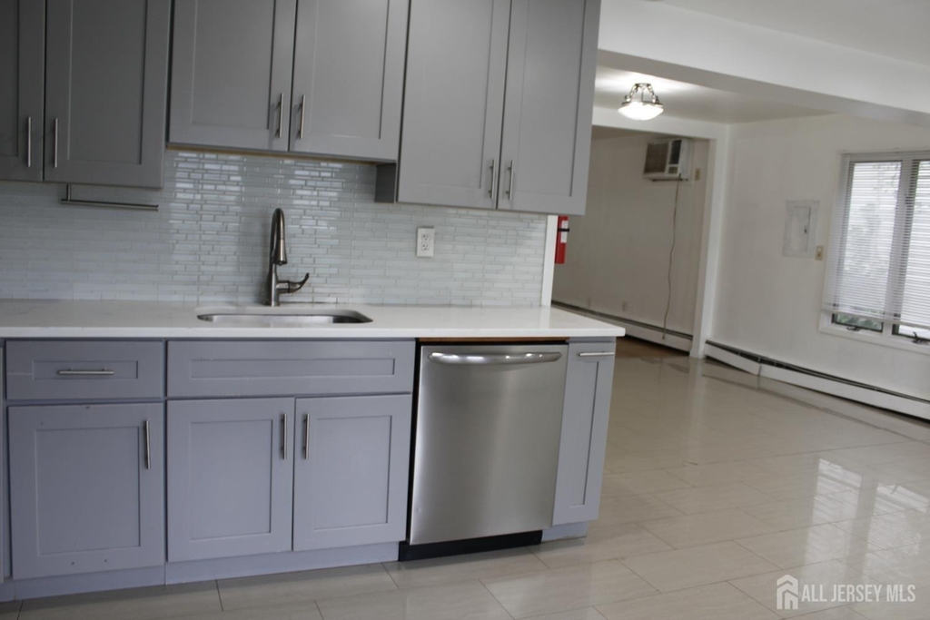 82 Washington Avenue - Photo 9