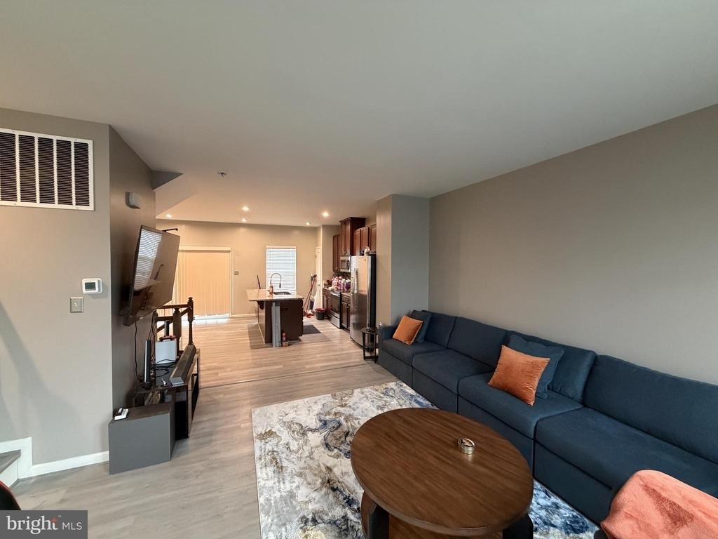 174 Ontario Drive - Photo 7