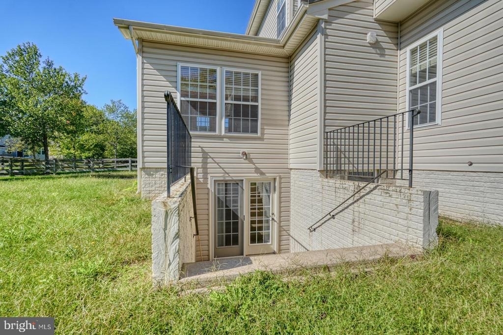 42245 Sweet Court - Photo 46