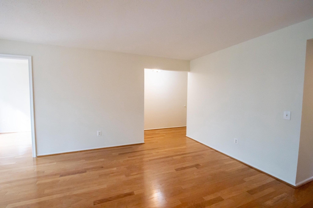 120 Fort Evans Road Se - Photo 4