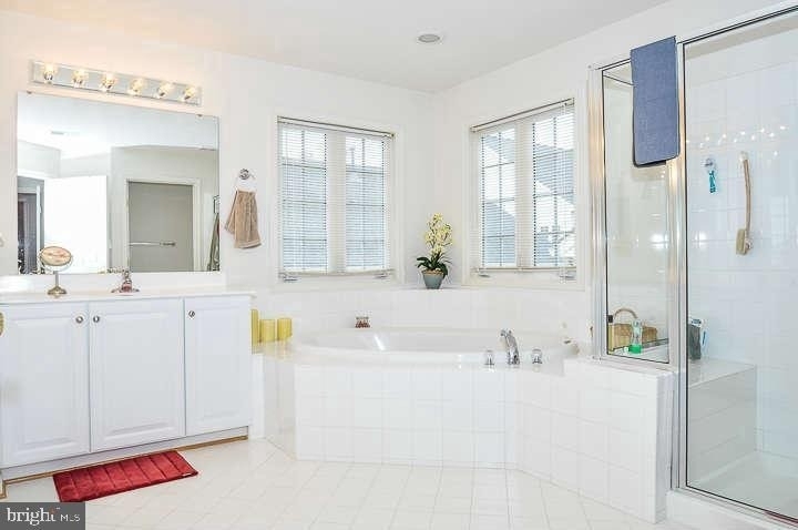 9910 East Hill Drive - Photo 8