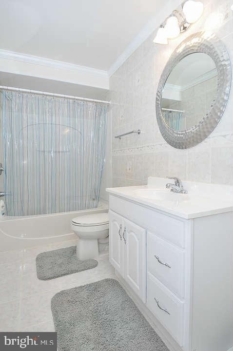 9910 East Hill Drive - Photo 14