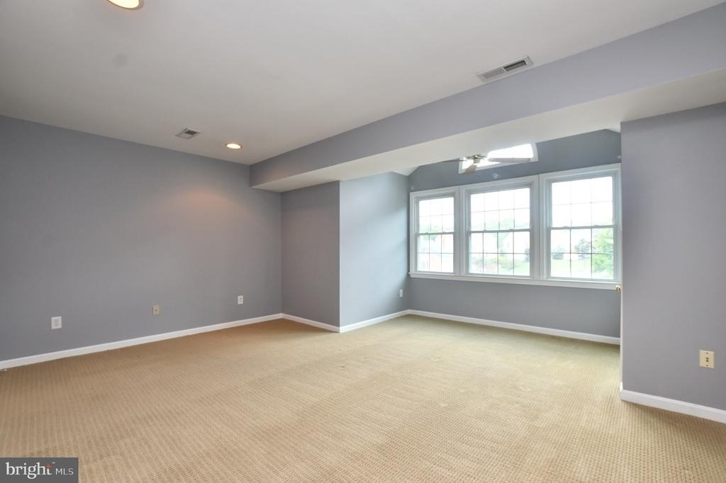 350 Copperfield Lane - Photo 4
