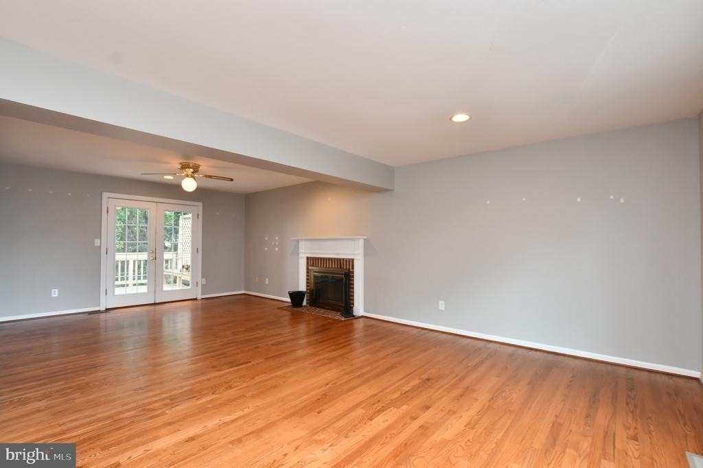 350 Copperfield Lane - Photo 3