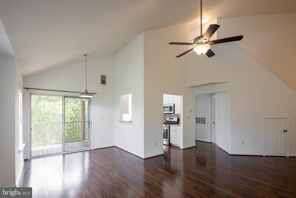 5958 Founders Hill Drive - Photo 4