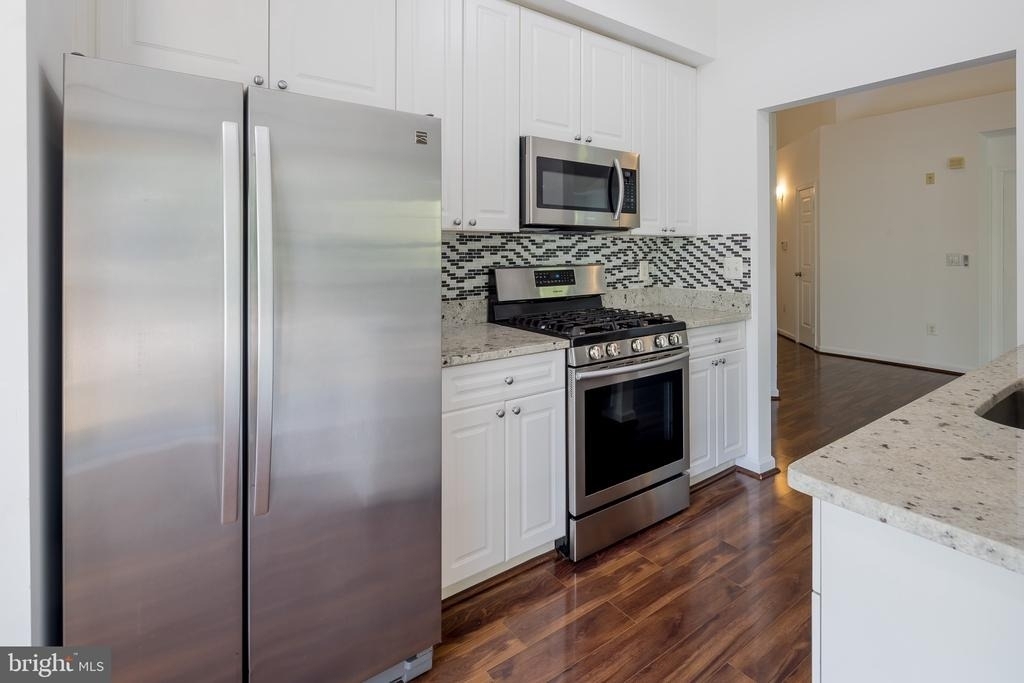 5958 Founders Hill Drive - Photo 10