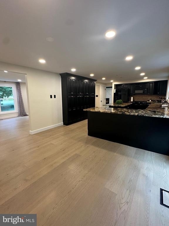 2289 Dosinia Court - Photo 8