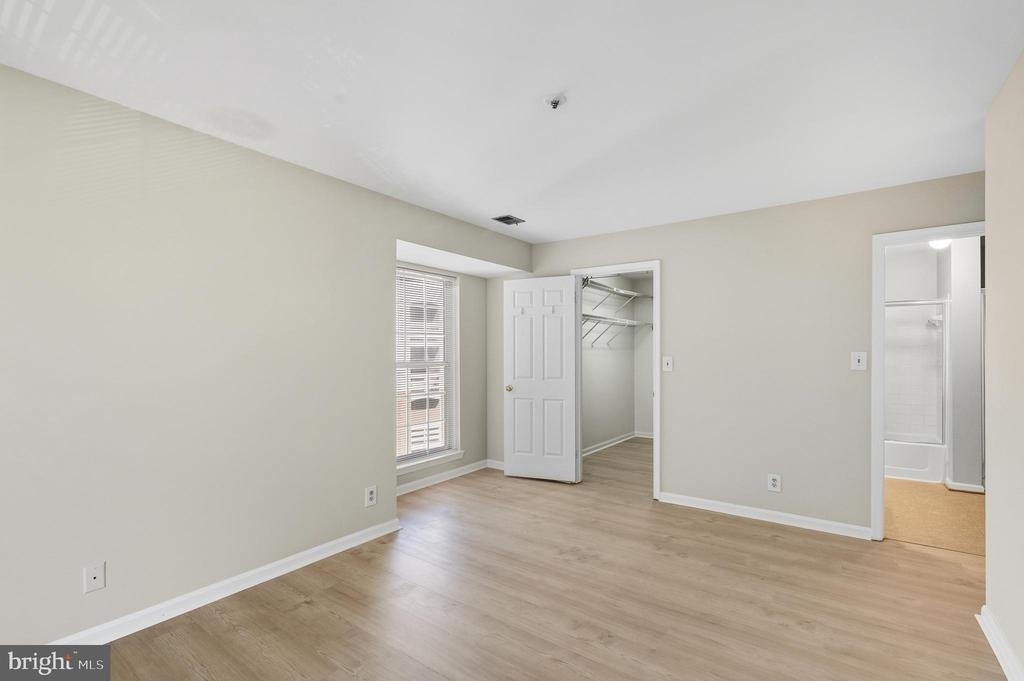 240 S Reynolds Street - Photo 10