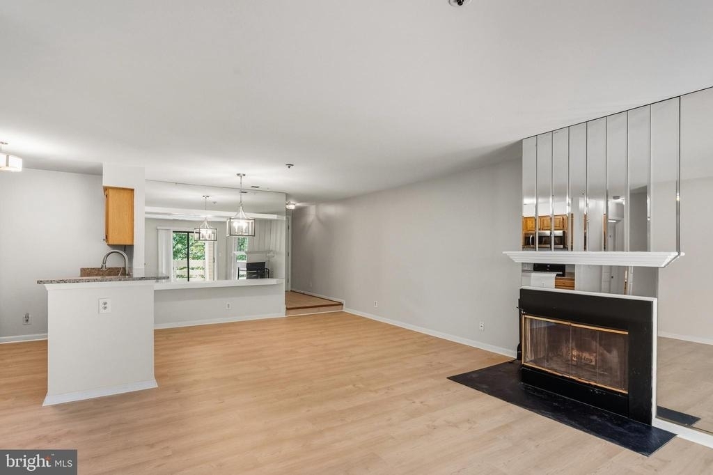 240 S Reynolds Street - Photo 19