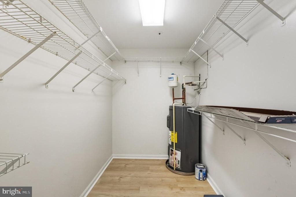 240 S Reynolds Street - Photo 20
