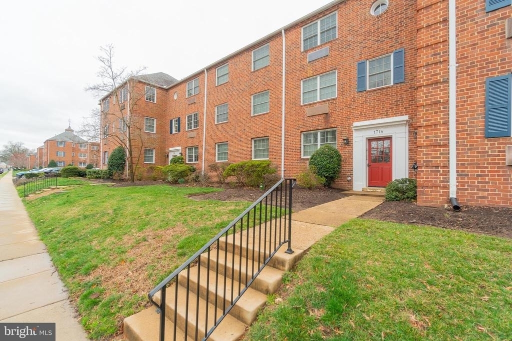 1718 W Abingdon Drive - Photo 3