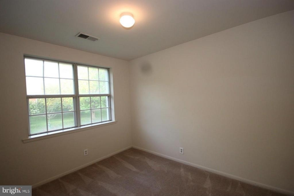 2832 Wakefield Street S - Photo 13