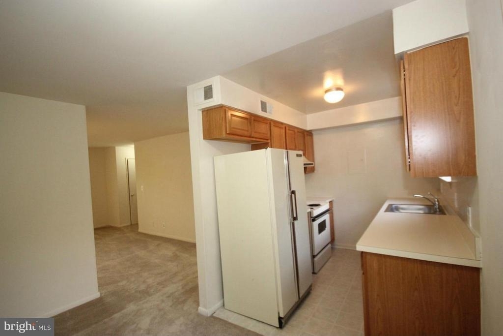 2832 Wakefield Street S - Photo 4