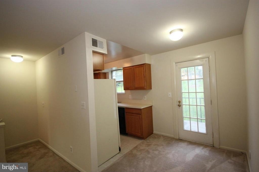 2832 Wakefield Street S - Photo 3