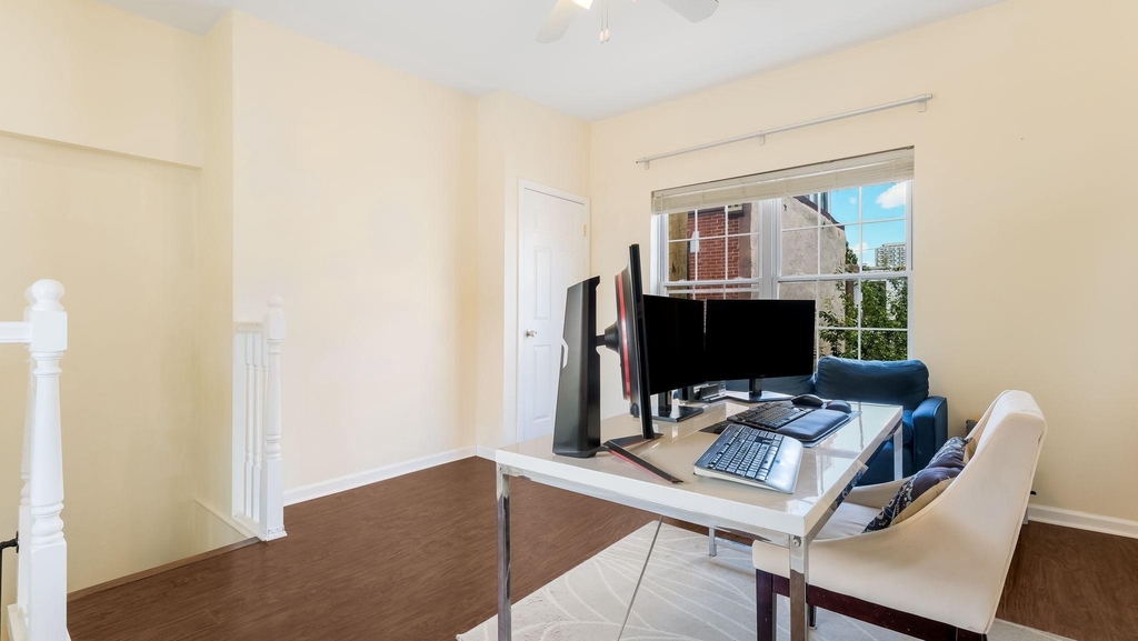 602 Clymer Street - Photo 12