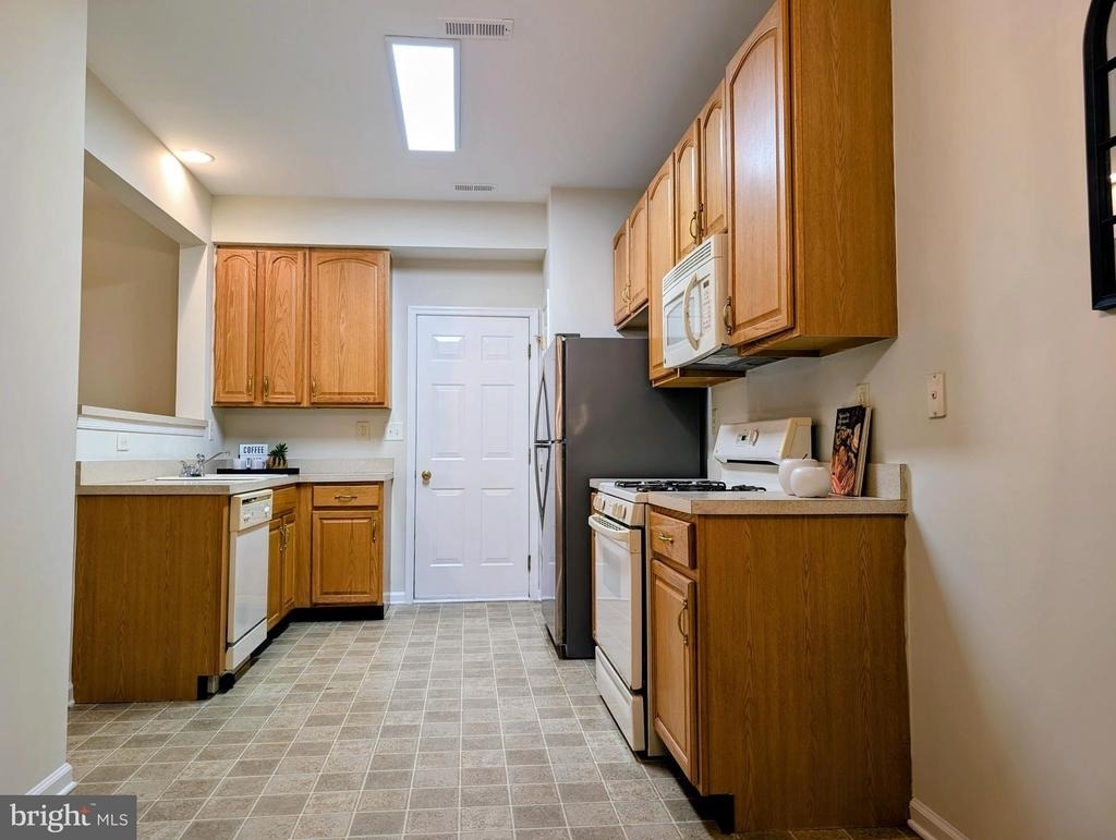 21 Miller Circle - Photo 3