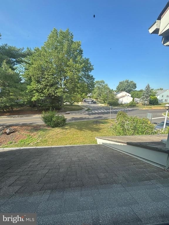 1303 Roberts Way - Photo 10