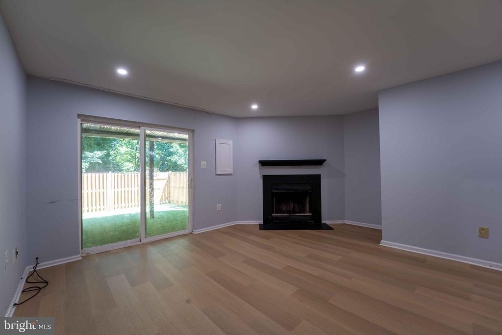 18246 Fox Chase Circle - Photo 20