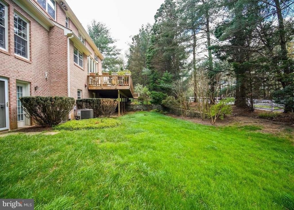 9720 Holloway Hill Court - Photo 23