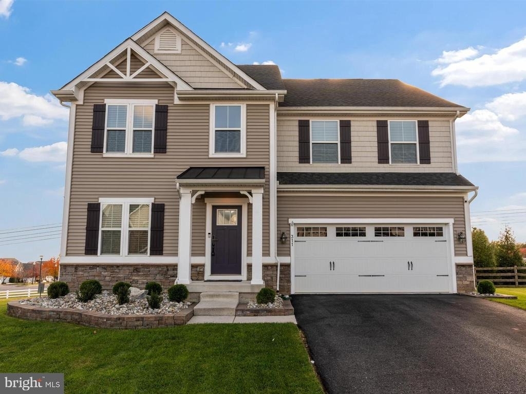 311 Sunrise Court - Photo 3